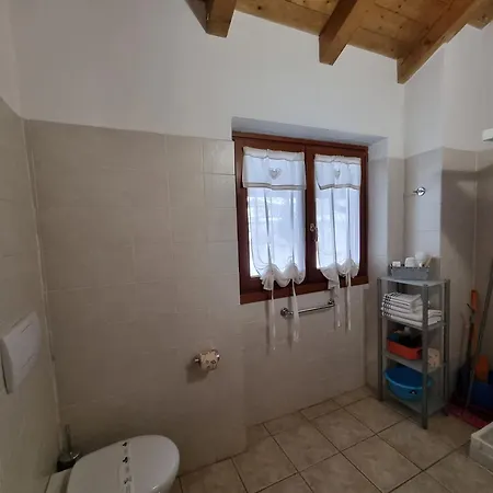 Κάμπινγκ Adamello 4